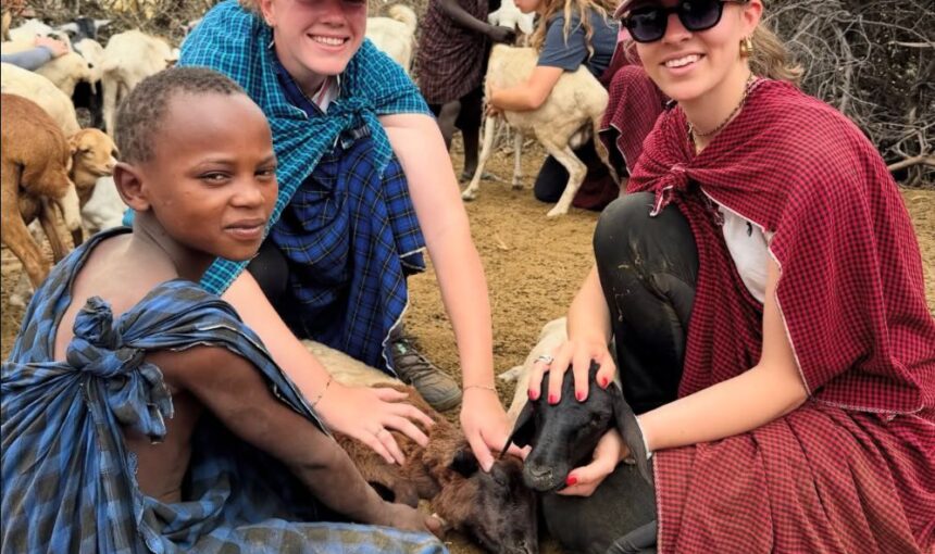 Volunteer in Tanzania with Safari and Zanzibar