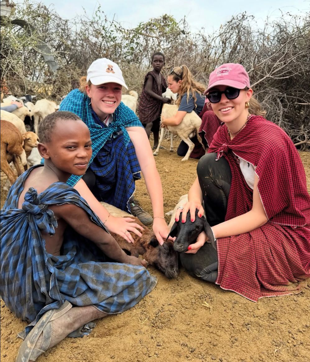 Volunteer in Tanzania with Safari and Zanzibar